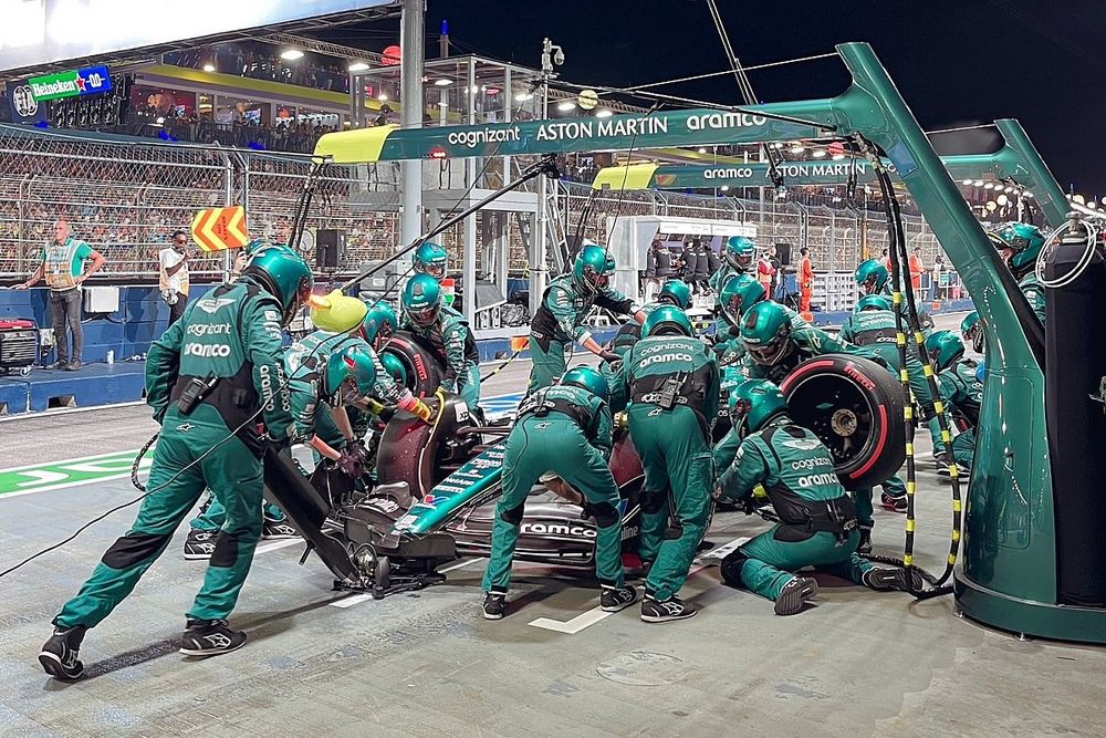 Fernando Alonso, Aston Martin Racing