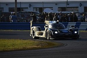 24h di Daytona, 18a Ora: martello "VDZ", Porsche davanti in GTLM