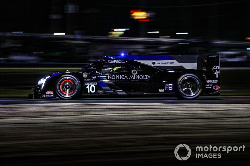 Montoya fuera de contienda y Cadillac afianza liderato