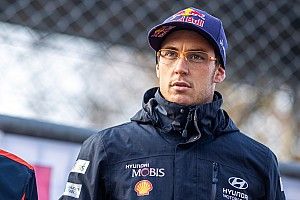 Kecelakaan Tidak Pernah Buat Thierry Neuville Trauma