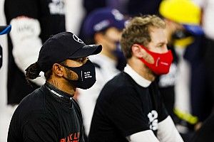 Resmi: Hamilton'ın COVID-19 testi negatif çıktı, Abu Dhabi GP'de yarışacak!