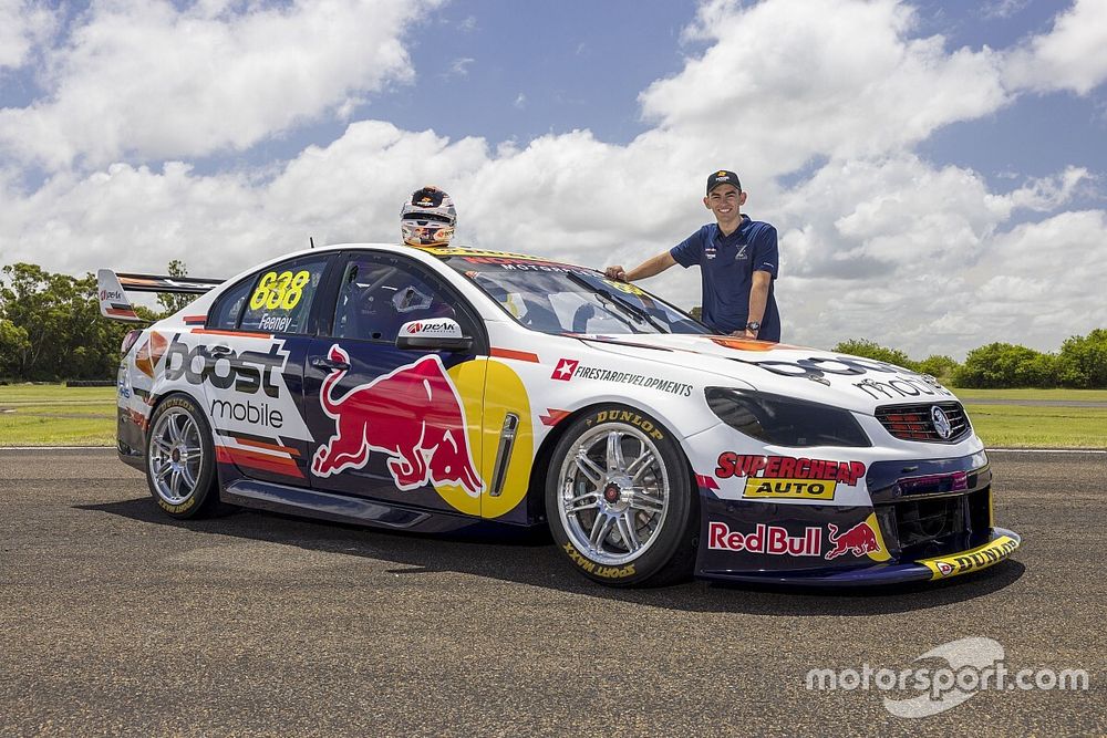 Iconic number, livery for T8 Super2 young gun