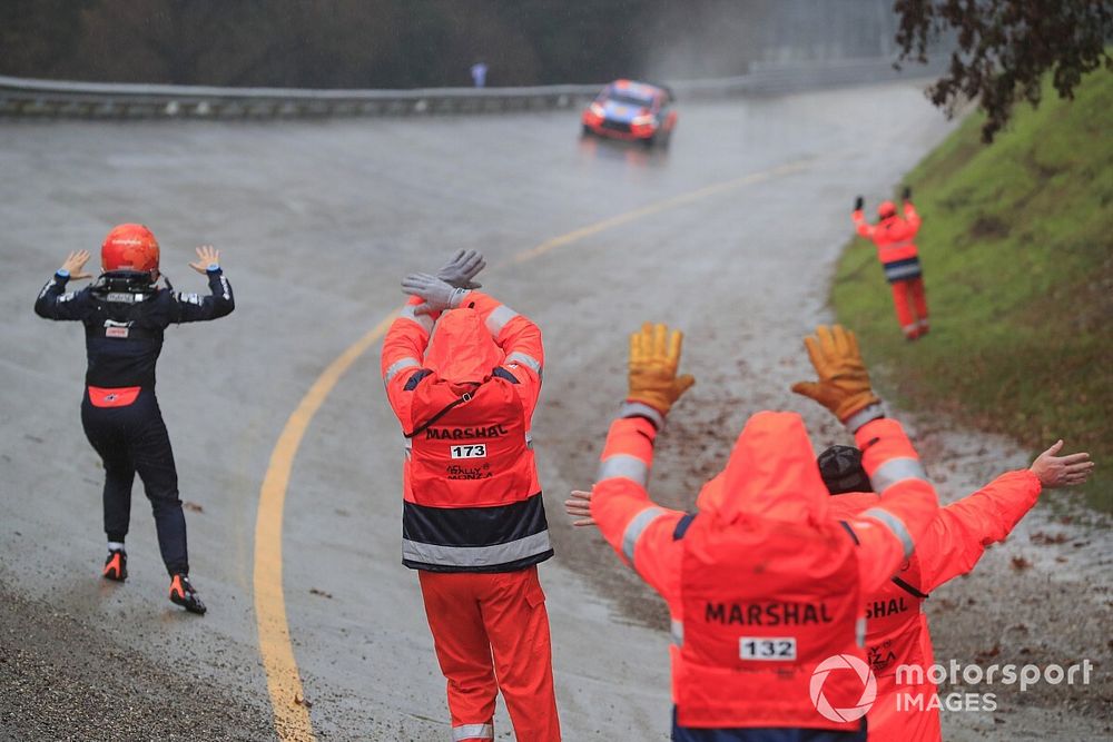 Nicolas Gilsoul and Ott Tänak, Martin Järveoja, Hyundai Motorsport Hyundai i20 Coupe WRC