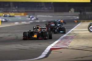 Verstappen y Hamilton están en otra liga diferente al resto, dice Marko