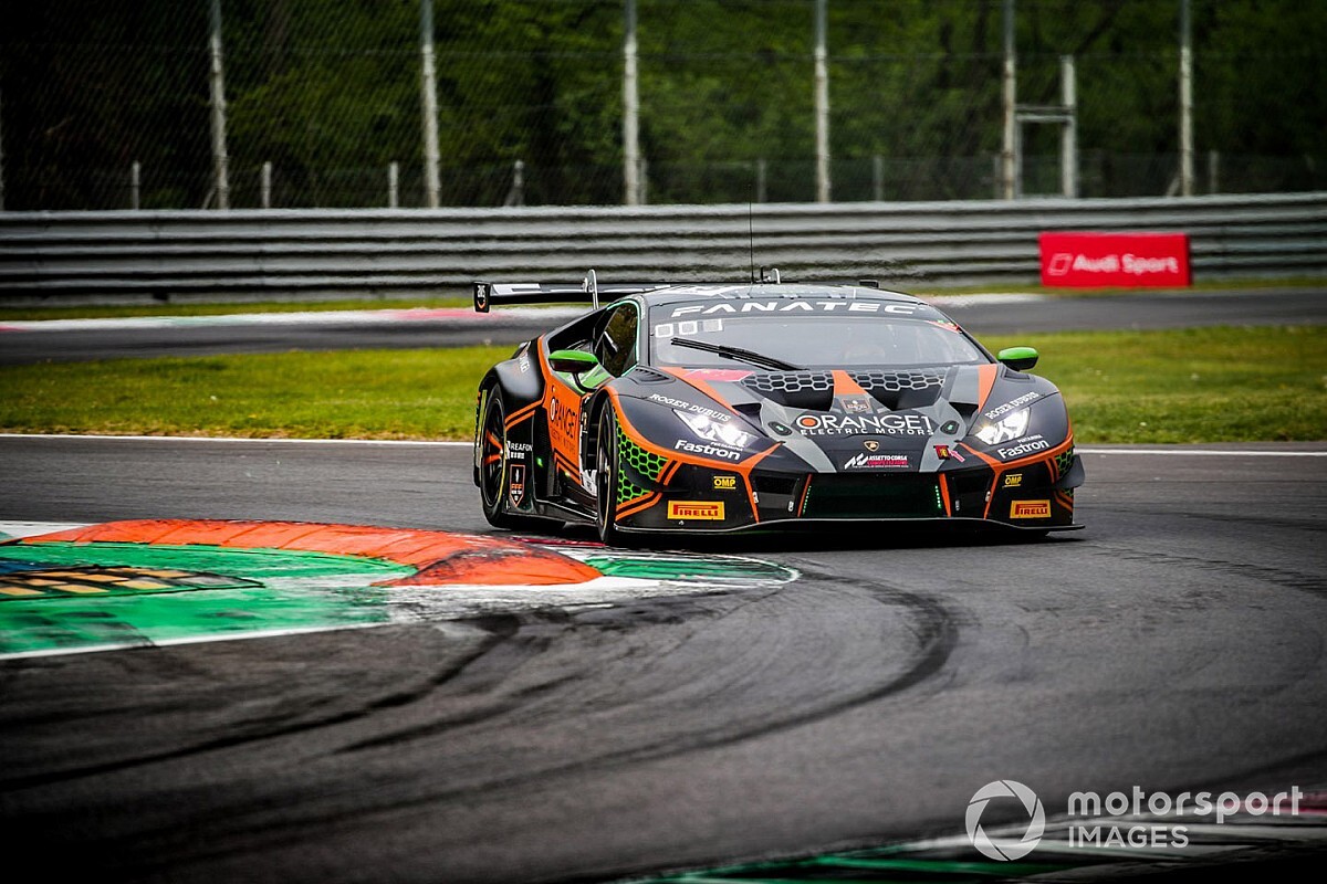 FFF Racing Lamborghini claims pole for GTWCE opener at Monza