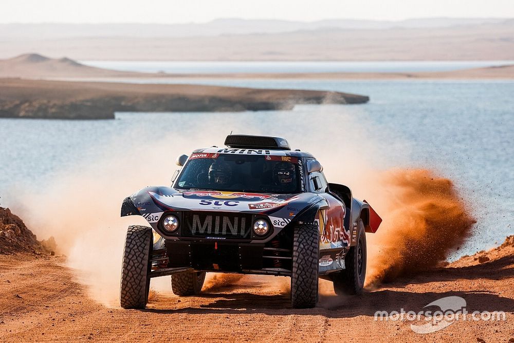 Dakar: Peterhansel egyre közelebb a győzelemhez