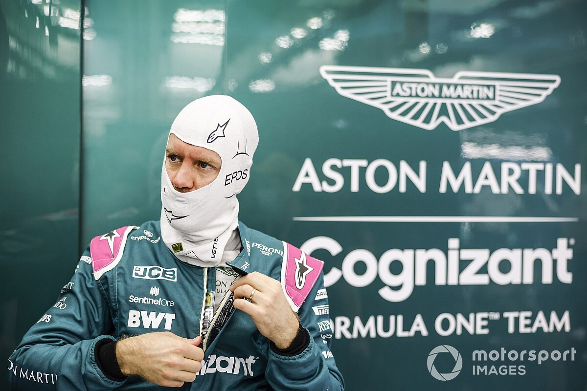 Феттель рассказал об отличии Aston Martin от Ferrari