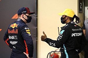 Ральф Шумахер о тестах: Макс словно ездил на прошлогодней Mercedes