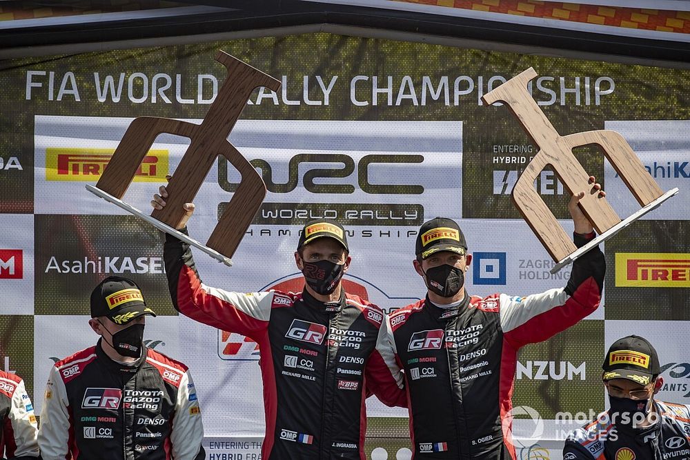 Podium: Sébastien Ogier, Julien Ingrassia, Toyota Gazoo Racing WRT Toyota Yaris WRC