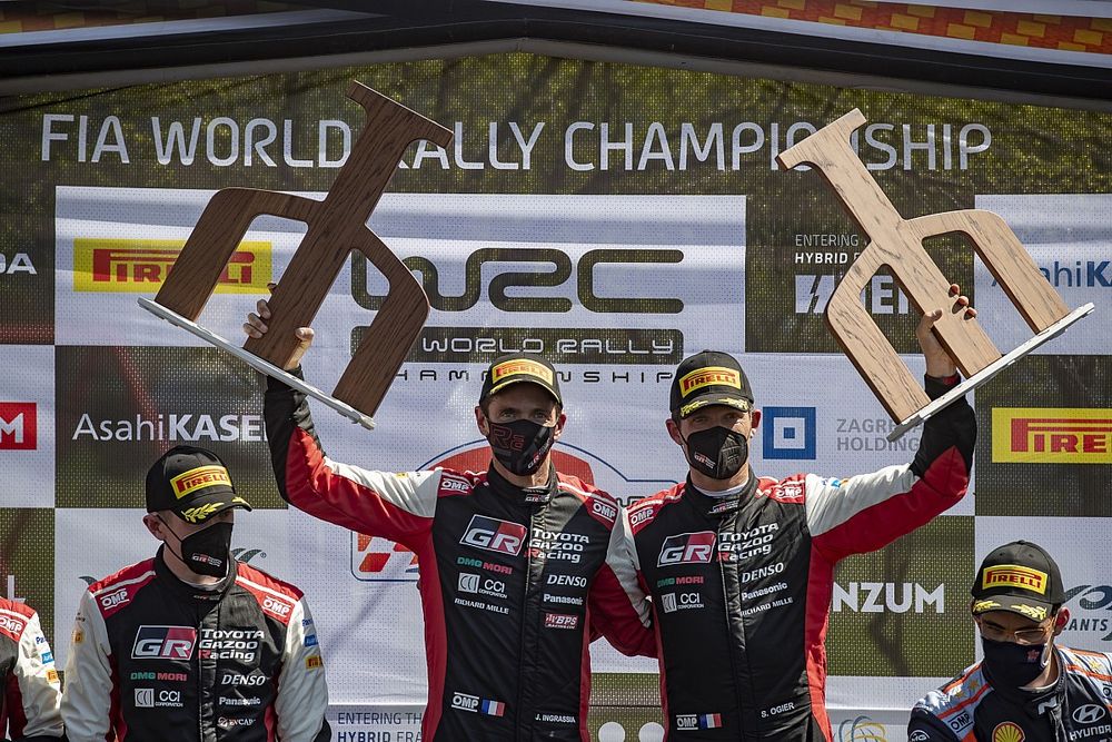 Podium: Sébastien Ogier, Julien Ingrassia, Toyota Gazoo Racing WRT Toyota Yaris WRC