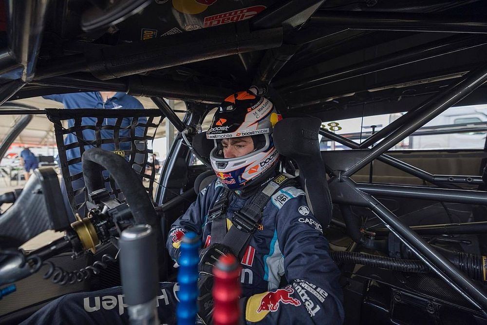 Feeney cuts Triple Eight Supercars laps