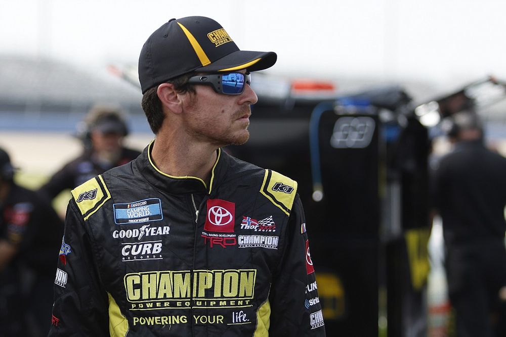 Enfinger returns to GMS Racing for two-year NASCAR Trucks deal