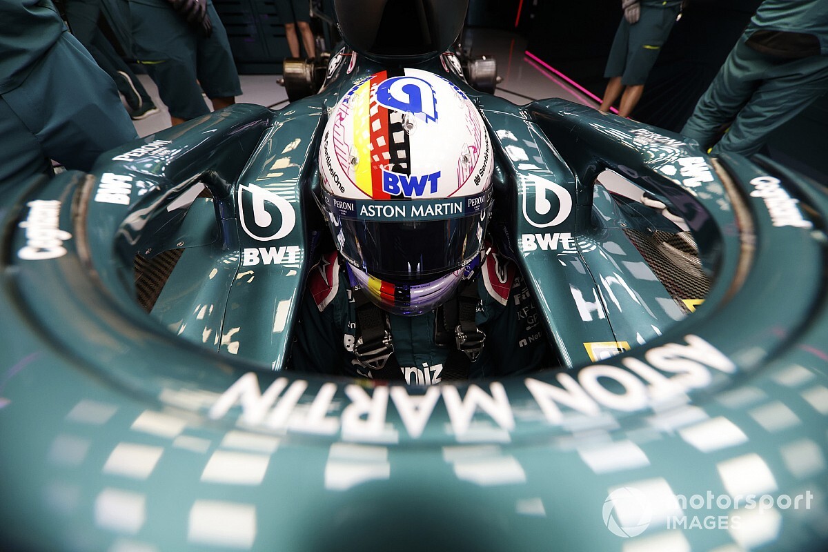 Vettel voelt zich na updates stuk meer op zijn gemak