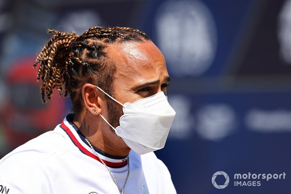 Hamilton happy to see F1 rivals catching up in 2021