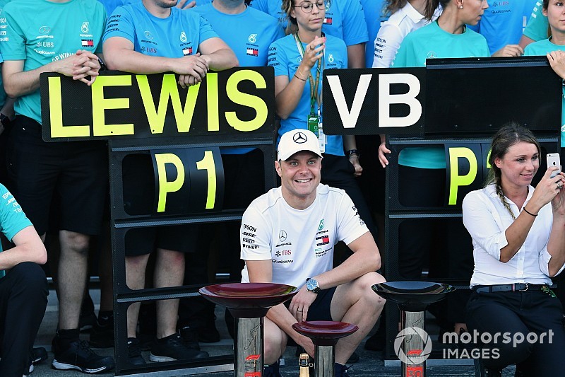 Helpen van Hamilton ‘mentale tegenslag’ voor Bottas, aldus Wolff