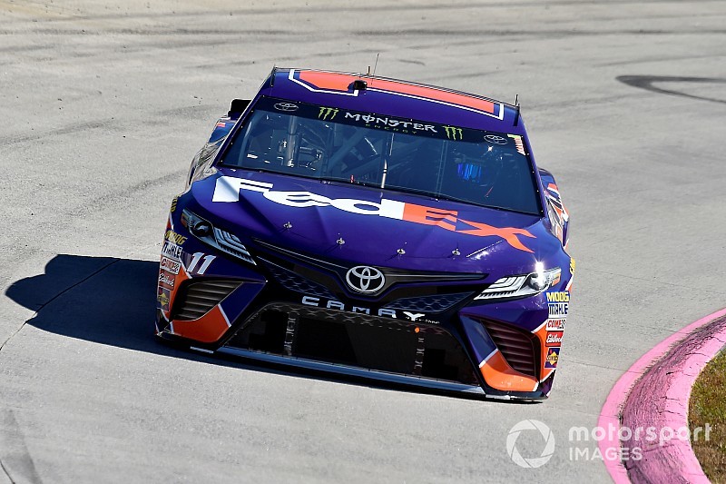 Denny Hamlin takes Stage 1 win at Martinsville