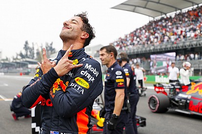 Egy őrülten jó képgaléria Ricciardo időmérős győzelméről Mexikóból