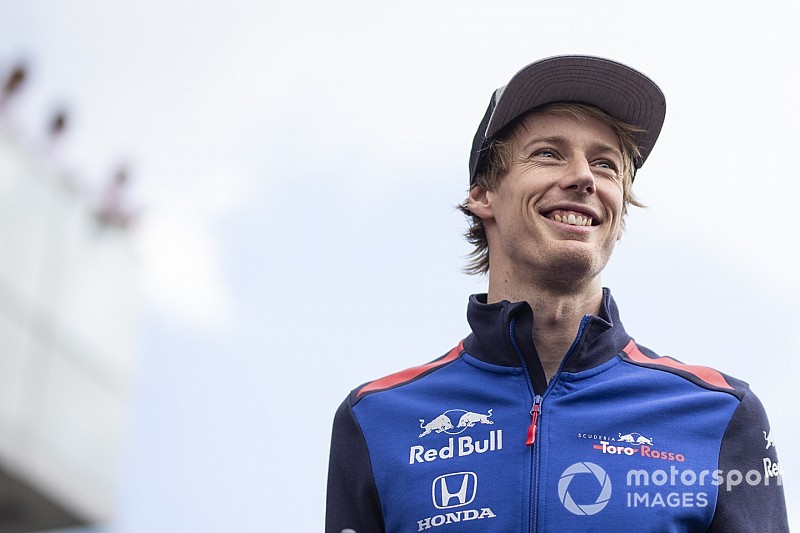 Hartley replaces Button at SMP for Sebring, Spa