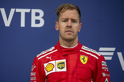 Vettel, Ferrari çalışanları için özel bir kitap da hazırlamış
