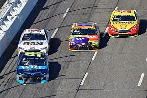 NASCAR planea hacer "algunas cosas diferentes" en la séptima generación de automóviles