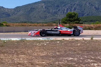 Tiago Monteiro testet Formel-E-Auto von Mahindra