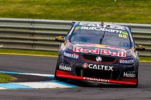 Sandown 500: Dumbrell dominates first qualifying race
