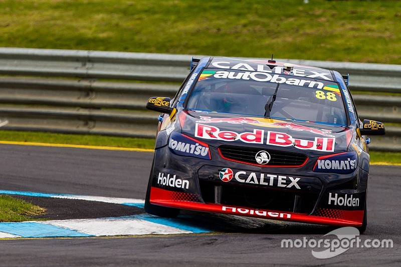 Sandown 500: Dumbrell dominates first qualifying race