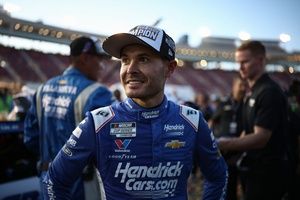 Kyle Larson, campe&oacute;n de la NASCAR, dispuesto a volver a las 24 Horas de Daytona