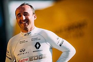 Kubica batte Sirotkin a Valencia: perché Renault non punta su di lui?