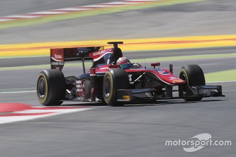 【F2】バルセロナレース1:松下信治4位入賞。ラスト2周で表彰台逃す