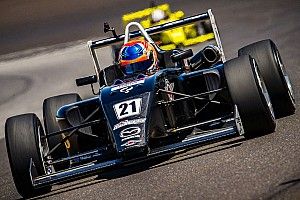 Van Kalmthout denkt dat titel in USF2000 nog steeds mogelijk is