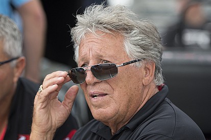 A legidősebb Andretti szerint Alonso egy kivételes versenyző
