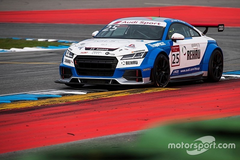 Mikel Azcona cierra con victoria la Audi Sport TT Cup