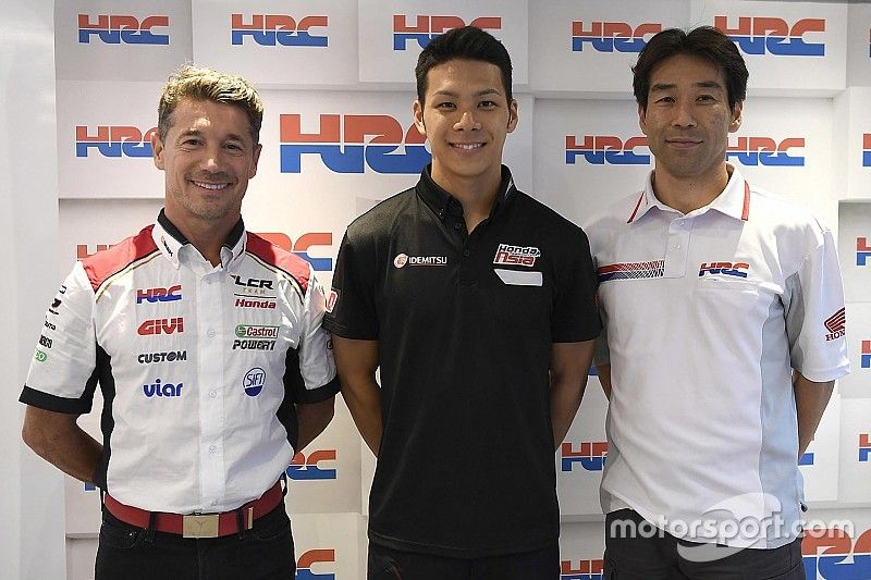 Lucio Cecchinello, LCR Honda Team Principal, Takaaki Nakagami, Tetsuhiro Kuwatam, HCR Director