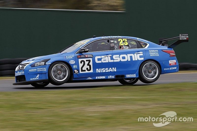Sandown 500: Caruso leads practice, Penske and T8 tangle
