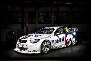 Retro HRT theme for HSV Racing at Sandown