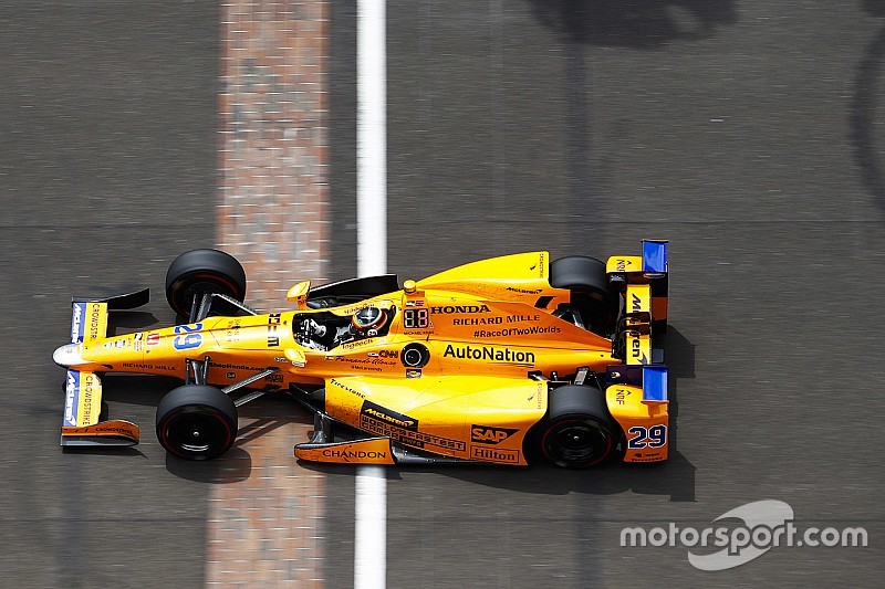 In beeld: Het Indy 500-debuut van Fernando Alonso