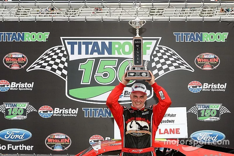 Race winner Michael Stefanik