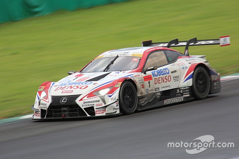 Kovalainen sur la Lexus Super GT à Hockenheim