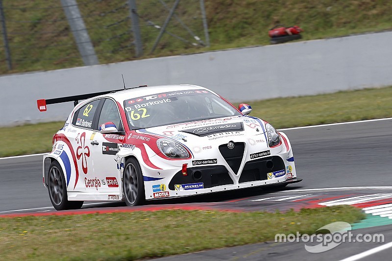 Buriram, nelle Libere volano le Alfa Romeo e Kusiri con la Volkswagen