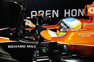 Alonso recibe 35 posiciones de sanción en Suzuka