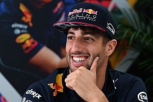 Ricciardo "renforcé" par le nouveau contrat de Verstappen