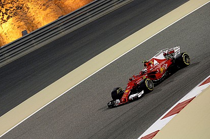 Onboard nézetből Raikkönen elrontott rajtja Bahreinből