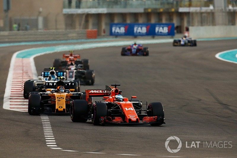 ألونسو: نهدف للتواجد في المراكز الأولى العام المقبل