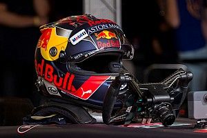 Gesigneerde helm Verstappen scoort op veilingsite Catawiki #adv