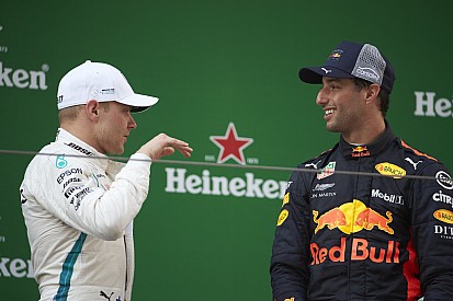 Bottas evitó un accidente en el "brutal" adelantamiento de Ricciardo