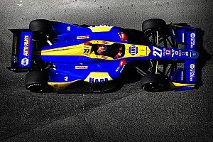 Gateway IndyCar: Rossi leads rain-interrupted first practice