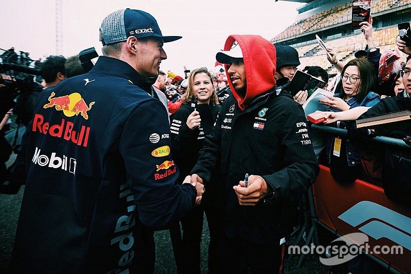 Max Verstappen, Red Bull Racing, Lewis Hamilton, Mercedes AMG F1