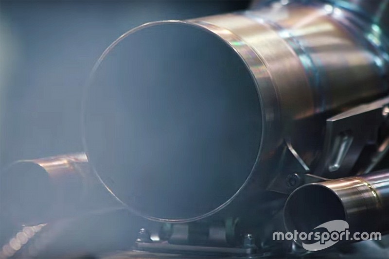 <b>Mercedes</b> pone en marcha el motor de su Fórmula 1 2019