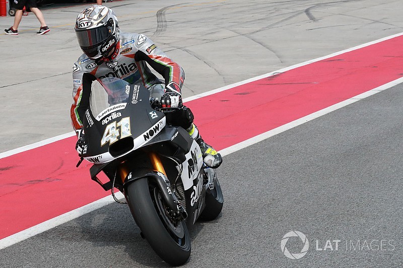 Aprilia prepara dos paquetes aerodinámicos para 2018